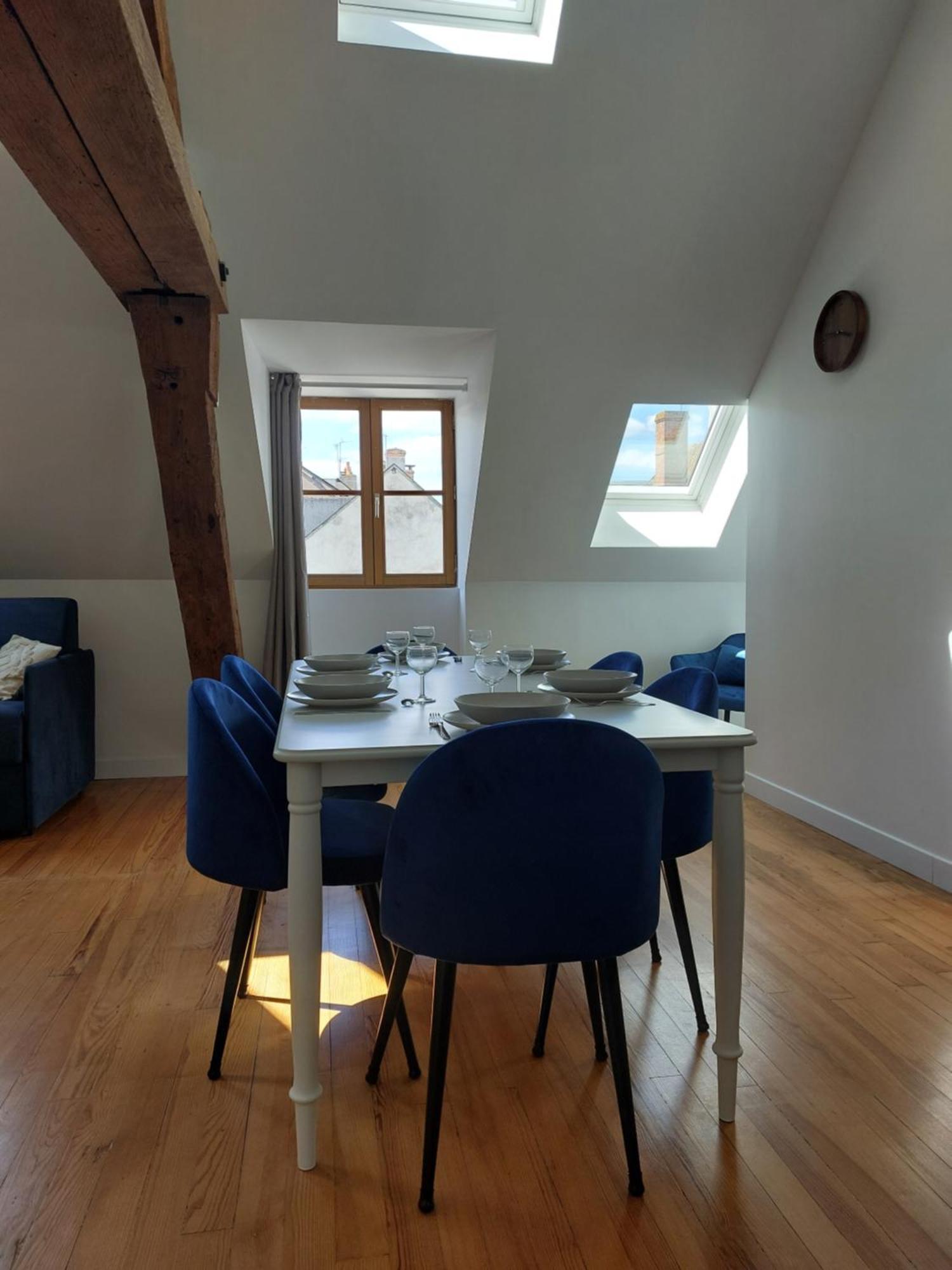 Appartements L'Hirondelle Beaugency Exterior photo